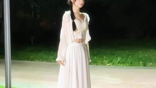 旧地你未出现过 我也千次万次捉