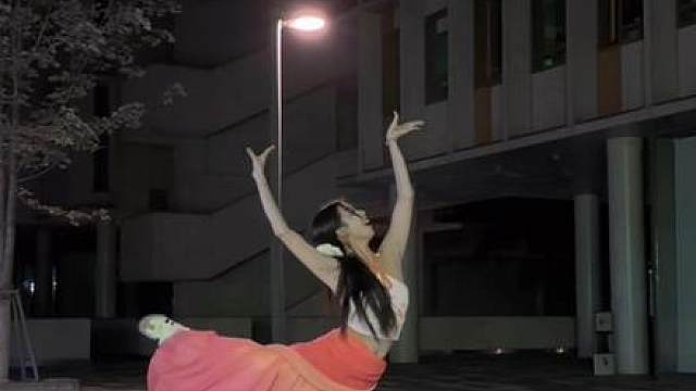 能不能再为你跳一支舞