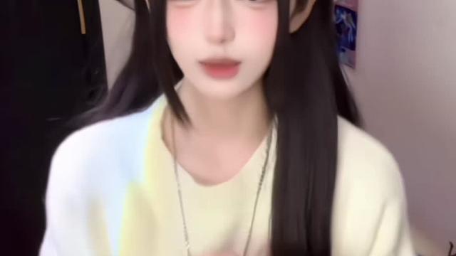 请你再多靠近我一点点