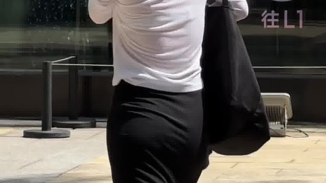 别人朝你泼的冷水，记得烧开了泼回去。