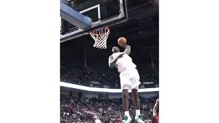 瘦身后的錫安！搶斷后上演360°扣籃