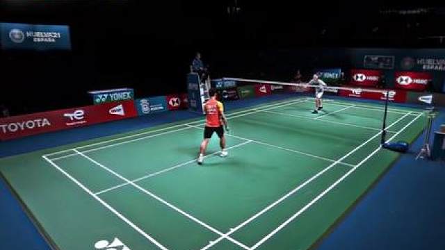 爱像是一场小雨 淅沥沥淅沥沥滴入我回忆.