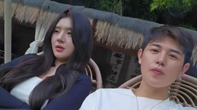 “钓不钓的到鱼，取决于朋友圈文案！！”