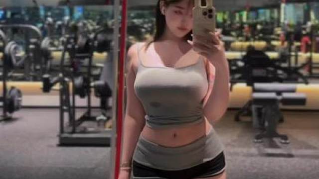 脸基础 身材就不基础