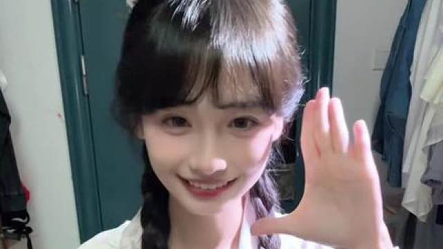 忍不住想给你们一人50 虽然不多 但是忍住了