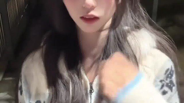 只要我把脸吃的够圆，就没有人能把我看扁