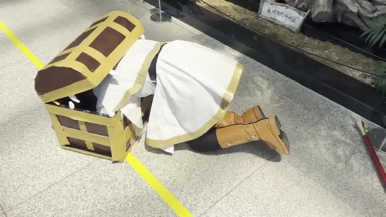 有箱子怪谁来救救芙莉莲？(๑•ᴗ•๑)♡