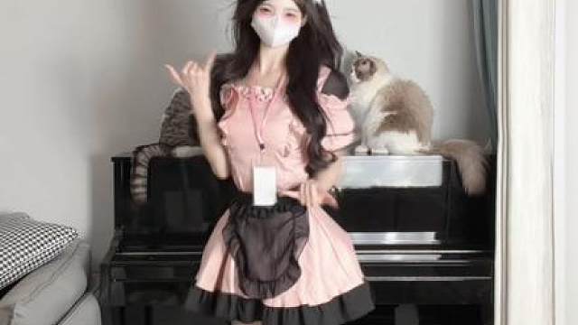 小猫喜欢谁就粘着谁 你也是吗៷ᴗ៷