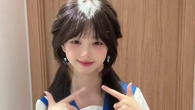 手势舞版也是超级萌啊！！