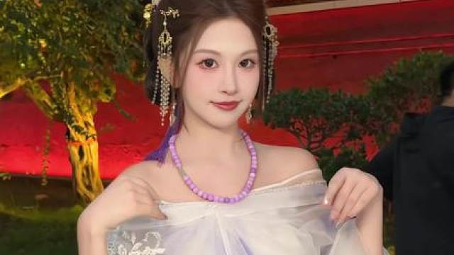 我请你再靠近我一点点