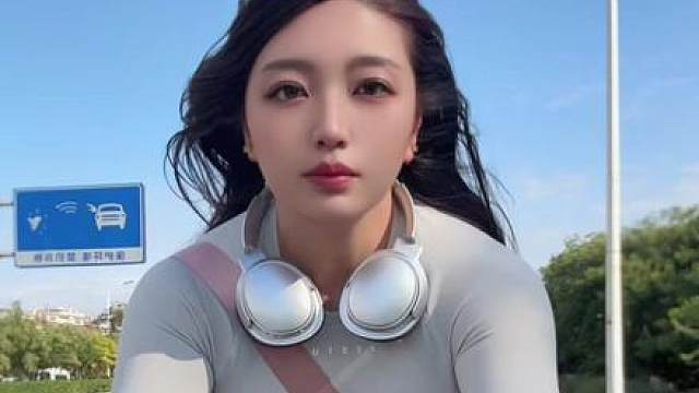 丝袜看多了 今天试试瑜伽裤