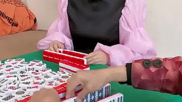 六条杠错了？打出去怎么又抓回来，啥意思？