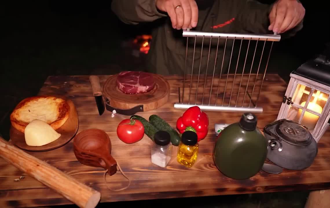 第1集：一口气看完男人在野外搭建了漂亮的小屋