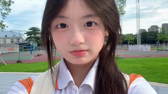 在发什么呆ᐞ･֊･ᐞฅ