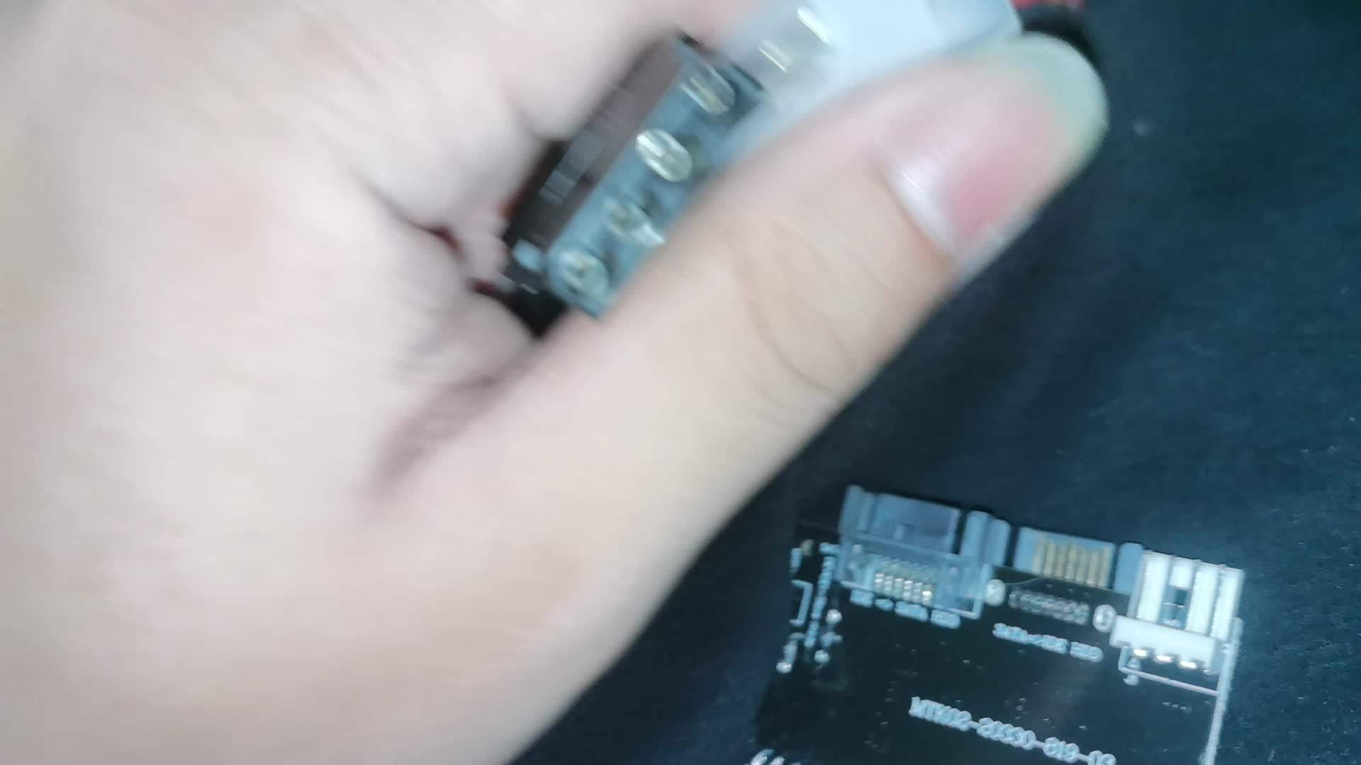 20块钱的国产IDE机械硬盘易拓80G上机测试