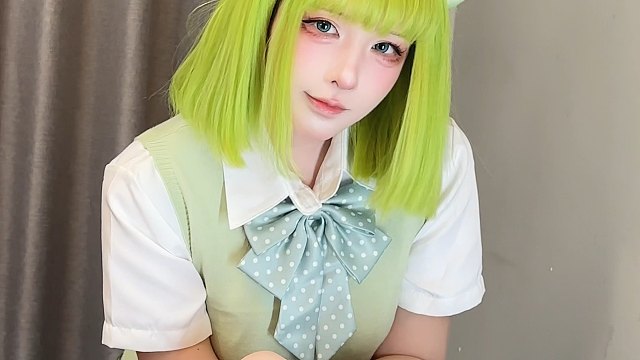 是绿色喵喵头