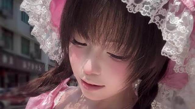 围着我转就行了 你哪儿来这么多自己的事要干？