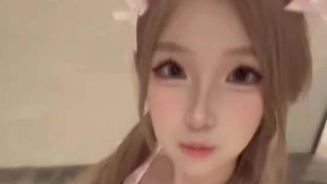 每个城市都会下雨 就像我 走到哪里都会想你