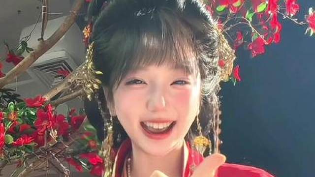 装可爱可是本小姐的拿手戏