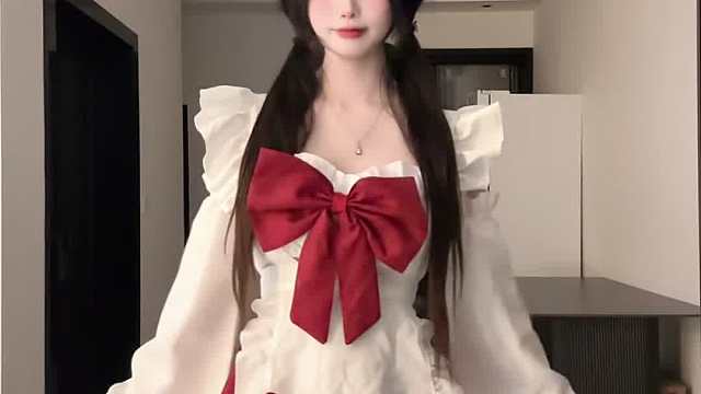 我能嘤嘤嘤 也能冷冰冰～