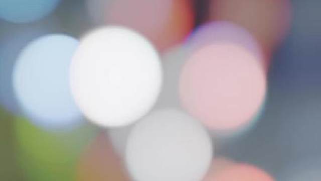 黑猫‍黑猫在哪里，五更琉璃又在哪里？