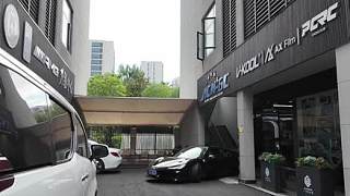 童哥你的法拉利我就拖走了