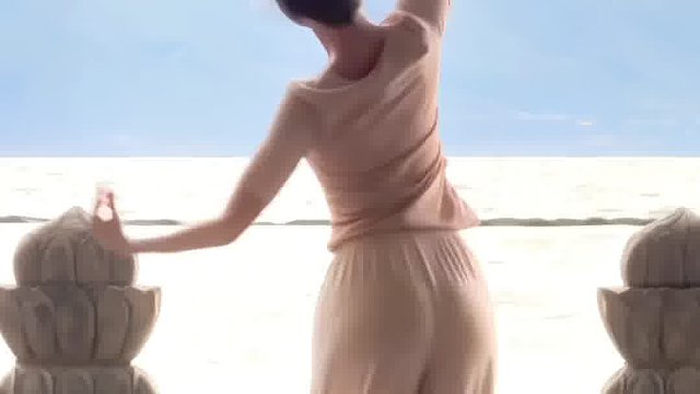 再听一遍须尽欢 敬我们的初相识