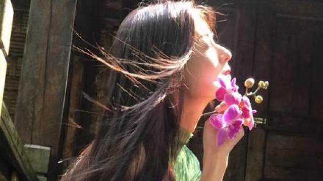 “一束神性的光”