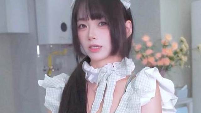 点的家政居然是隔壁的...