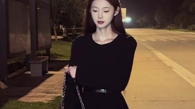 敬此刻倔强又疲惫的自己 前路漫漫 苦乐独尝