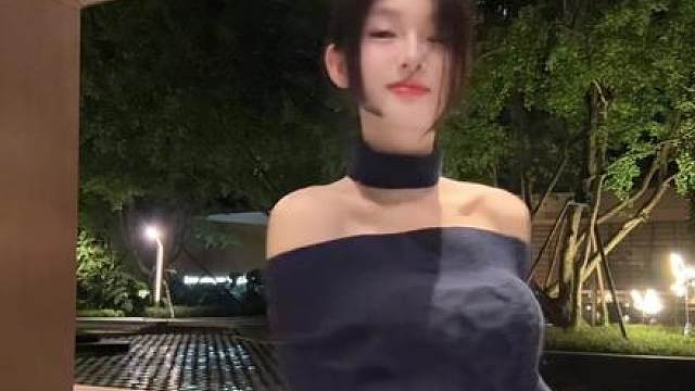 当然要很会穿 不然怎么拿下你