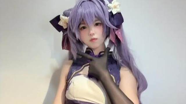 都说人跟屎之间，有那么一瞬间就够了