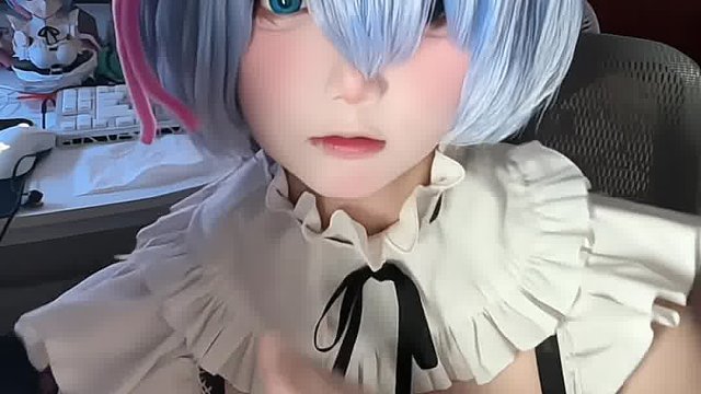 遇见你 就像小猫੭的世界里下了小鱼雨ಣ