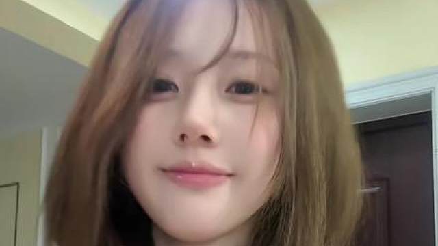 一看就知道和哪个同一天拍的