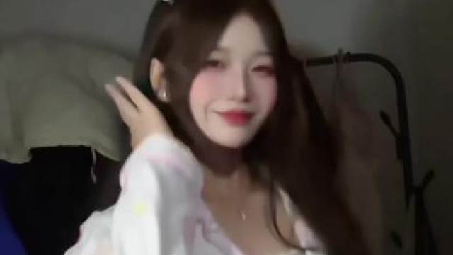 老肩巨滑 但其实我是直角肩 有人信吗(人;)