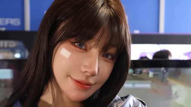 王姐不说话的时候是个美女