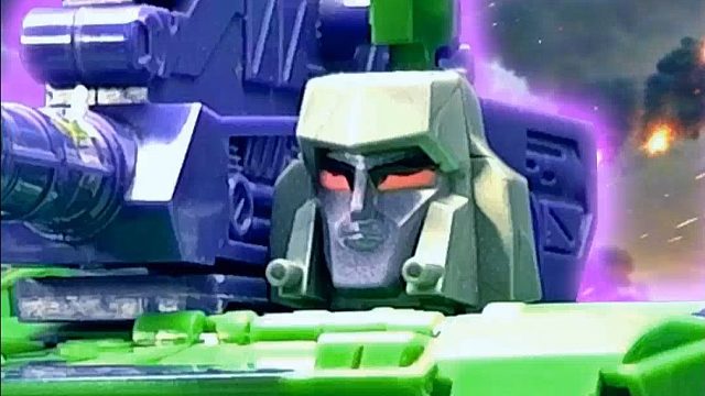 G2威震天，霸天虎首领，变形为M1A1坦克。