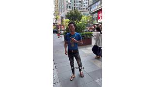 第一次去翡翠店沒想到老板這么緊張