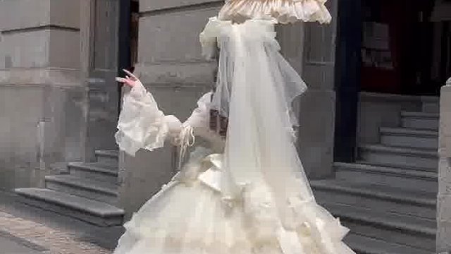 妈妈 我好像看见公主了