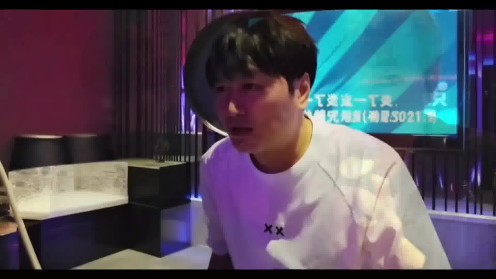 “时间好快。”