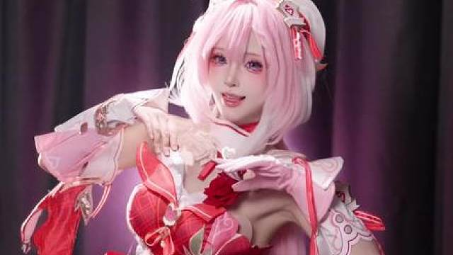 我又不是坏人你干嘛离我那么远