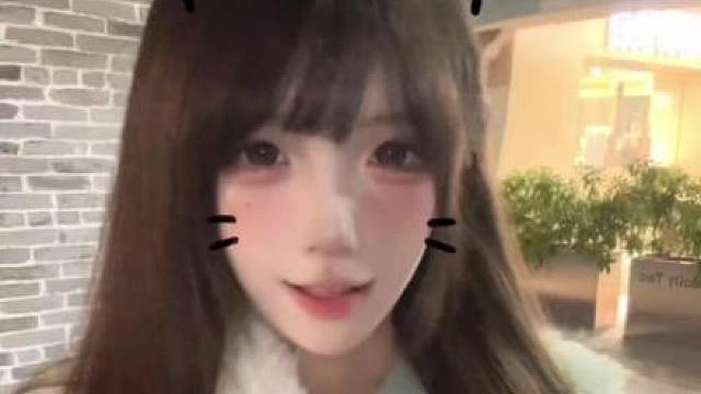 喜欢你才装可爱啊