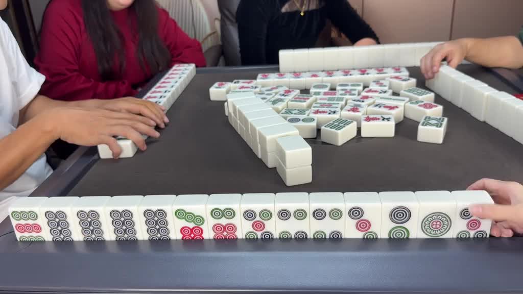 两家巅峰齐聚，迎祥瑞啦！此视频双集连续放送。