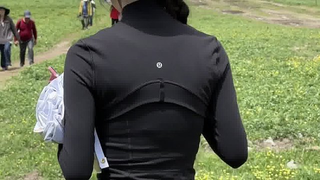 立个约定，我们一起看世界