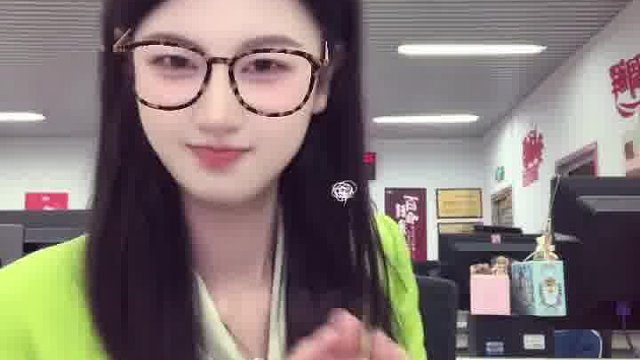 心跳出了双下巴啦