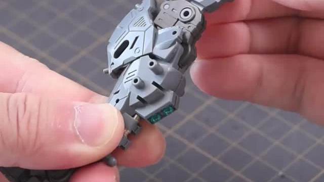 50多的机甲也可以这么帅，就是骨架很紧！ SNAA 巨神剑 特里斯坦