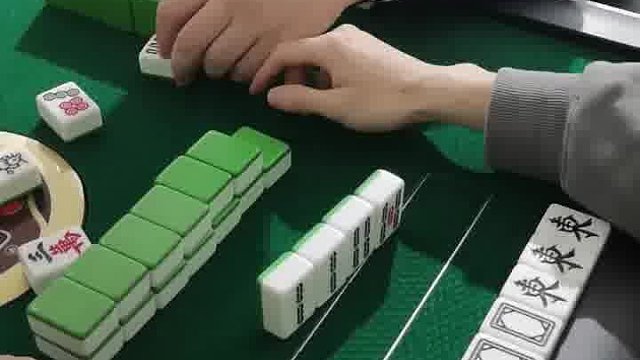 大家来替我评评理，是不是他不讲武德