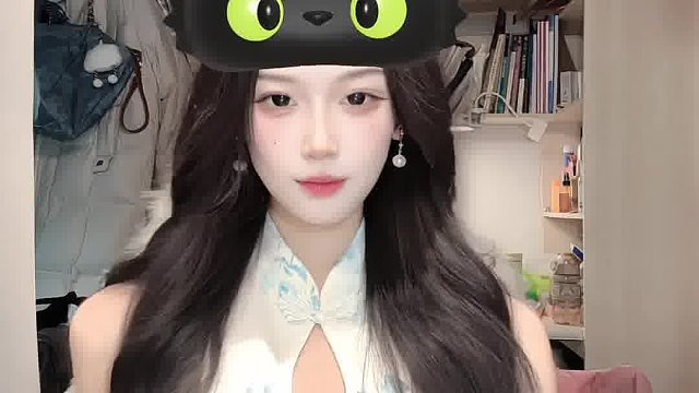 如果你觉得别人也可爱的话那我再也不会给你卖萌了