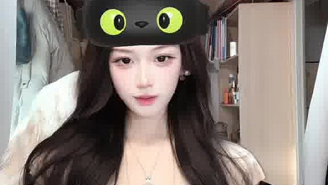 我承认我说话无聊还爱卖点烂萌