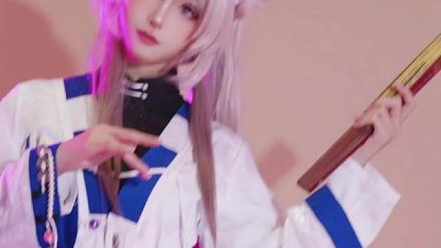 谁家好人在古装下穿黑丝啊